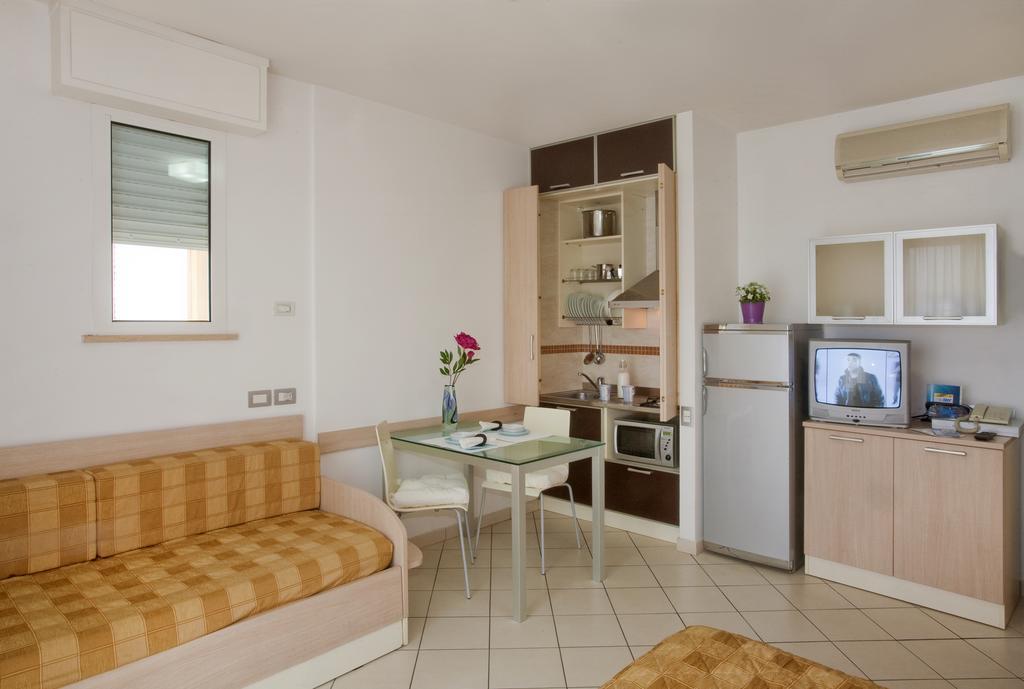 Residence Il Tulipano Ричоне Екстериор снимка