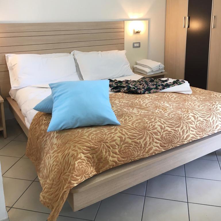 Residence Il Tulipano Ричоне Екстериор снимка